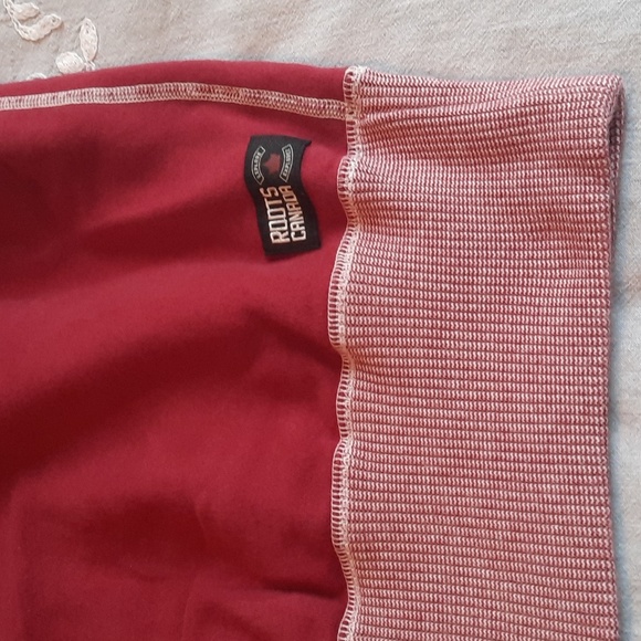 Last Chance:Roots Canada Red/White Sweatshirt (Small) - Picture 7 of 9